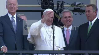DC: POPE VISIT- GREETS CROWD AT CAPITOL