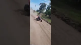 yfz 450r en tierra