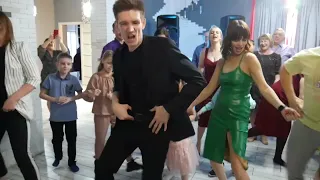 Флэшмоб на Юбилее под песню ОПА ГАНГАМ СТАЙЛ - PSY - GANGNAM STYLE. Ведущая + Диджей.