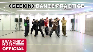 YOUNITE 'GEEKIN' DANCE PRACTICE