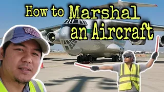 How To Marshall An Aircraft | AIRPORT RAMPMAN