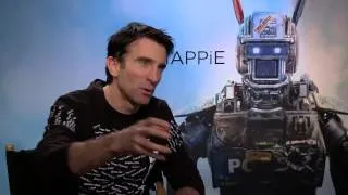 Sharlto Copley really beat up Wolverine in 'Chappie'