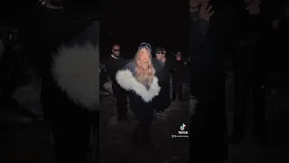 Mariah Carey Joins The "It's a Wrap" Tik Tok Dance Challenge!