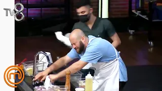 Kanlar İçinde Kaldı Yinede Mücadeleyi Bırakmadı! | MasterChef Türkiye