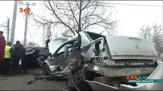 На Київщині поліція переслідувала авто, в якому виявилися зброя і вибухівка