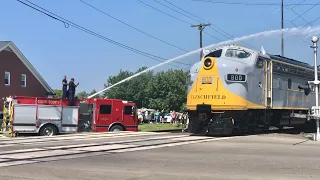 Fire Truck Gives Water Salute To Rare Train! Steam Locomotive & Caboose Special Move On CSX! #Shorts