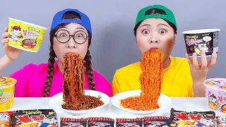 Würzige Nudel-TTeokbokki Mukbang DONA