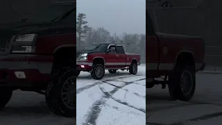 Chrysler 300c AWD and  Chevrolet Silverado in the snow 💯