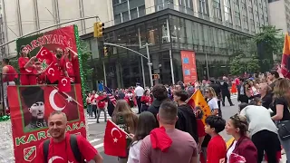 Turkish parade new york city.  Turk gunu yuruyusu new york