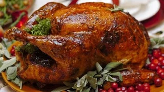 Easy Thanksgiving Turkey Recipe: How to Cook Tender Juicy Turkey - How to Make Homemade Turkey Gravy