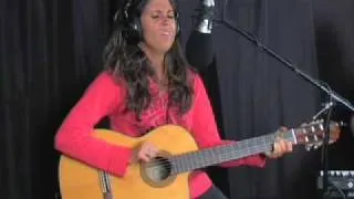 'Come Together' (The Beatles) - Laura Cheadle LIVE on Cellar Sessions