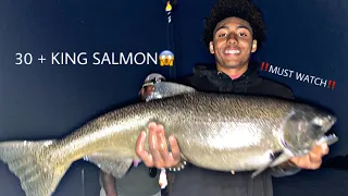EPIC Wisconsin King Salmon Fishing! (HARDEST FIGHTING FISH) kenosha/racine fishing ￼