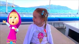 VLOG MASHA AND THE BEAR on the Playground Boat taxi in Marmaris OUR SUNDAY