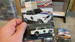 Hot wheels 2024 vintage racing set review with beautiful Chase Camaro!