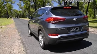 2016 Hyundai Tucson CRDi diesel 0-100km/h & engine sound