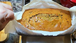 I made the best ZUCCHINI BREAD | Zucchini Recipe