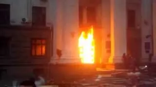 Одесса как поджигали людей в Одессе 02 05 2014