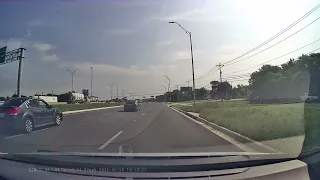 No one knows how to signal lane changes on the frontage road