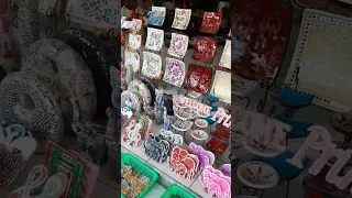 Shopping in Bali Indonesia Street shops