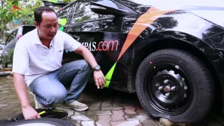 Tips: Mengganti Ban Mobil Kempis