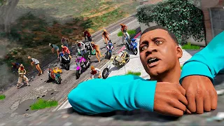 COLECIONANDO MOTOS RARAS EM UM ATAQUE ZUMBI NO GTA 5