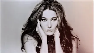 Carla Bruni - model & former 1st lady of France!