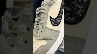 Сравнение кроссовок.  Air Jordan x Dior. КОПИЯ за 5 и 15 тысяч рублей. В чем отличия?