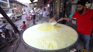 Viral video World Biggest kadhai kesar Doodh Making of Indore Rs 30/-only! indore Streetfood!! Video