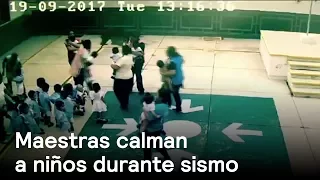 Sismo en CDMX: maestras calman a niños - Sismo - En Punto con Denise Maerker