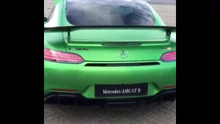 The New 585HP Mercedes AMG GT R Sounds Pretty Amazing!