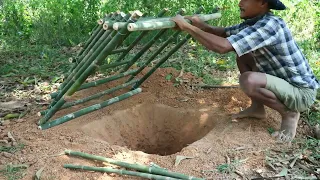 Build Unique Primitive Wild boar Trapping Tool Using Bamboo & Deep Hole That Work 100%