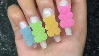 Trying Gummy Bear Nails using Lazy Girl Method