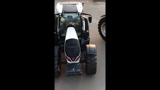 Valtra T194 Active vs. Valtra T234 Versu