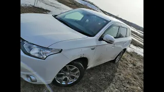 Разведка боем в грязи Mitsubishi Outlander 3 PHEV