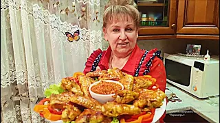 Залейте КРЫЛЫШКИ кефиром! Настолько вкусно получилось - пальчики оближешь!