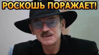 НЕ УПАДИТЕ УВИДЕВ! Как и где живет известный актер Михаил Боярский и его семья?