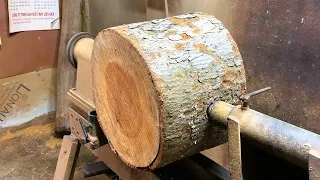 Skillful working skills of a carpenter on a manual wood lathe