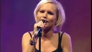 The Cardigans Live in Shepherds Bush Empire London 1996 (8) - Been It