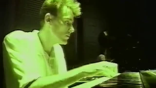 Simple Minds -  Alive And Kicking  (Live in  Rotterdam 1985)