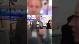 Reporter Doesn't Recognize Nico Rosberg 😂