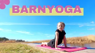 Barnyoga solhälsning - 10 minuter Yoga för barn på svenska