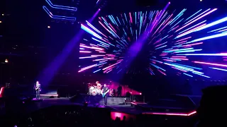 MUSE - Pray / The Dark Side - 2019-04-12 @ United Center - Chicago, IL