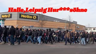 Fan Marsch der Dynamo Dresden Fans ins Leuna Chemie Stadion