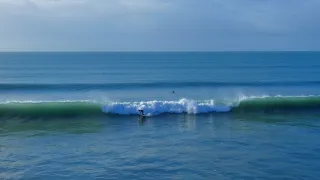 4K UHD - Mid-Winter Surf at New Brighton Beach - Christchurch - South Island - Inspirational Music