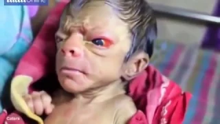 IMPACTANTE VIDEO: El bebé más extraño de la historia. Tiene 2 meses y ya habla