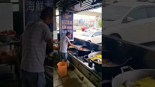 [Kok Siong Nasi Kandar Penang]❤️@ Puchong 超火爆的华人槟城Nasi Kandar,必吃炸鸡和羊肉😋炸鸡肉里面滑嫩,表皮香脆可口。真的超级推荐 !!