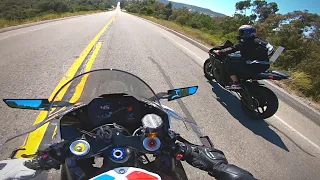 BMW M1000RR vs Yamaha R1