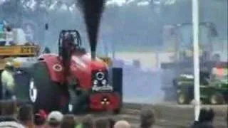 Tractor Pullin - Jackknife