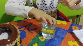 Эксперимент с водой, солью, ниткой и кубиком льда