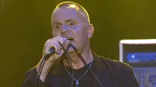 ELÁN - Voda čo ma drží nad vodou, live (Megakoncert, Letenská pláň, 20.9.2003)